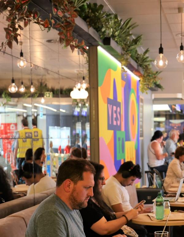 Lagardere-Travel Retail- Bloody Bar Suisse - Foodservice